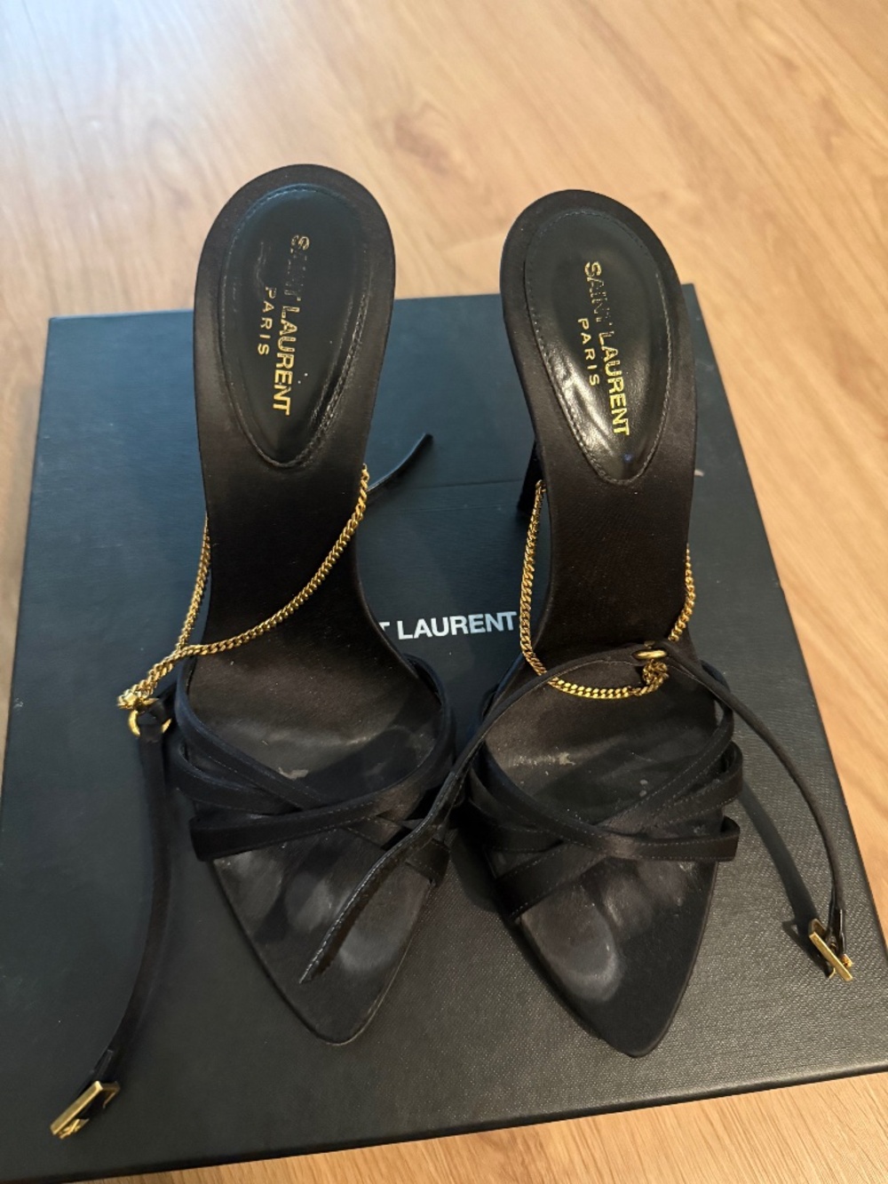 Saint Laurent Gold chain heel